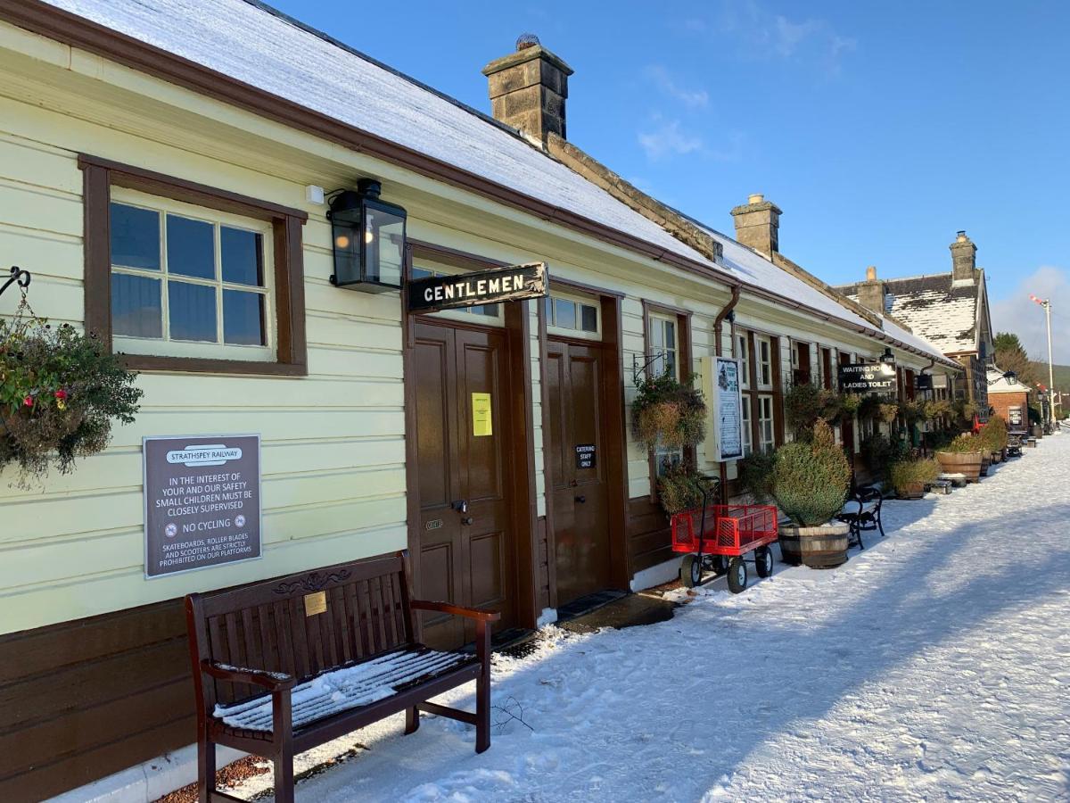 The One - Chalet In The Cairngorms Boat of Garten Exterior photo